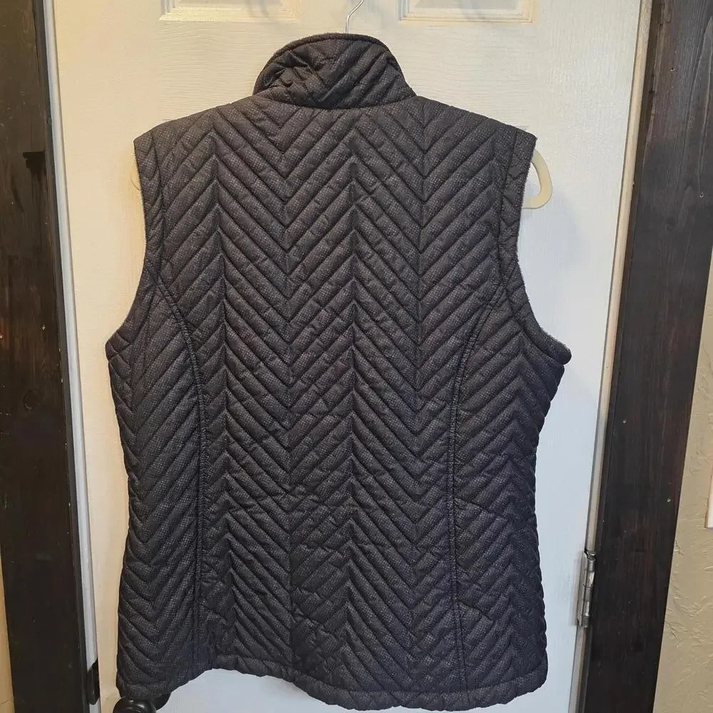 Free Country Quilted Black Reversible Sleeveless Vest with Zip Pockets- Large - Picture 4 of 7